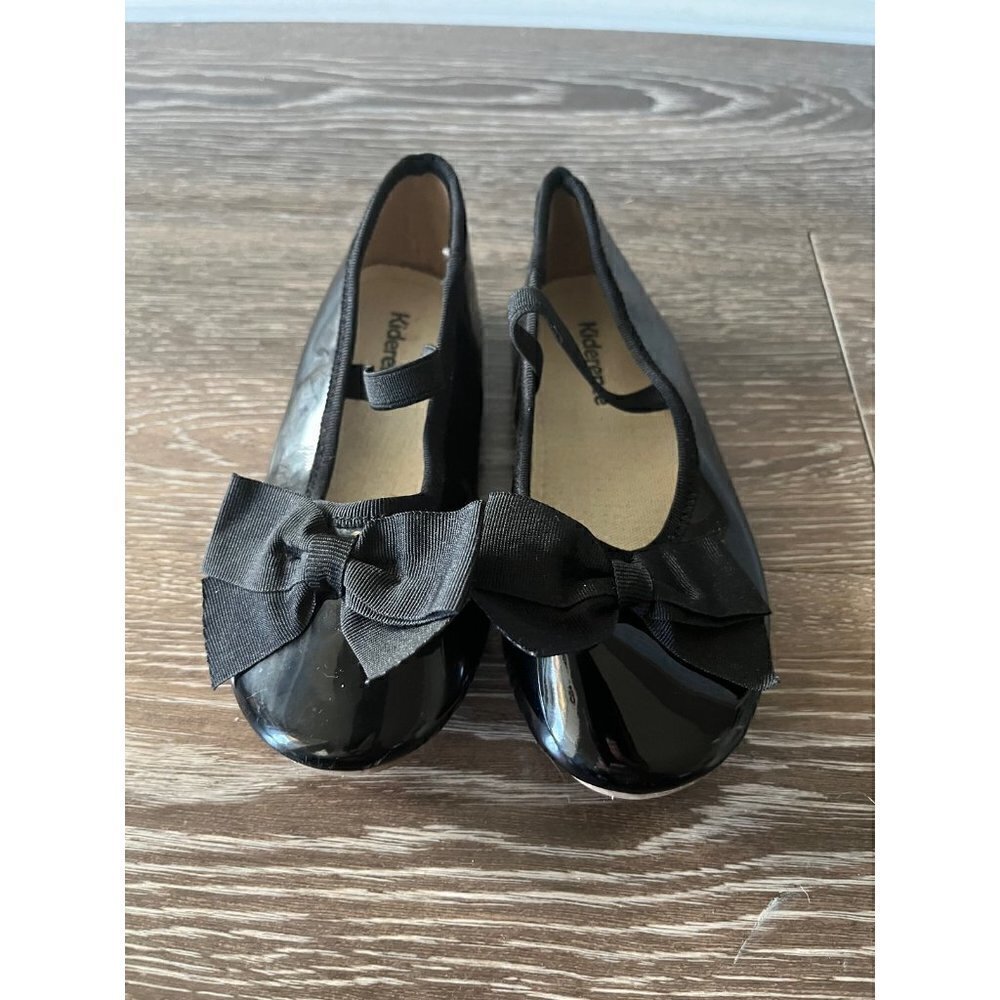 Girls Shoes - Picture 2 of 5
